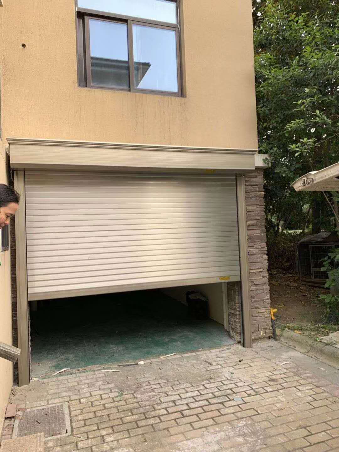 快速工業(yè)卷簾門離不開哪些結(jié)構(gòu)？